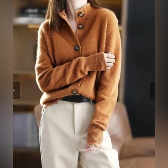 High Neck Sweater - Picture 4 of 4